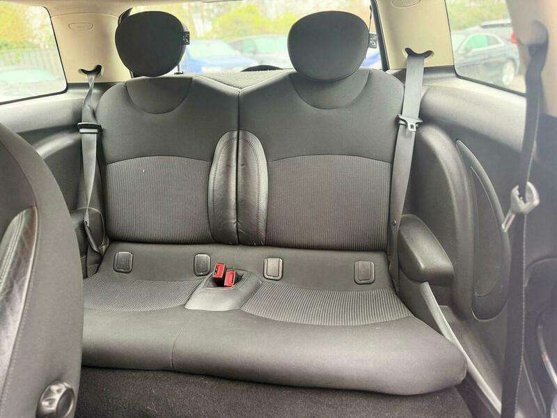 2011 MINI HATCH 2011 MINI HATCH