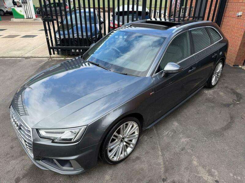A 2019 AUDI A4 AVANT 2.0 TDI 40 S line S Tronic Euro 6 (s/s) 5dr A 2019 AUDI A4 AVANT 2.0 TDI 40 S line S Tronic Euro 6 (s/s) 5dr