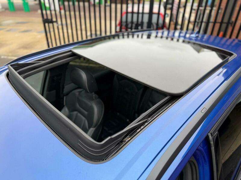 2017 AUDI SQ7 2017 AUDI SQ7