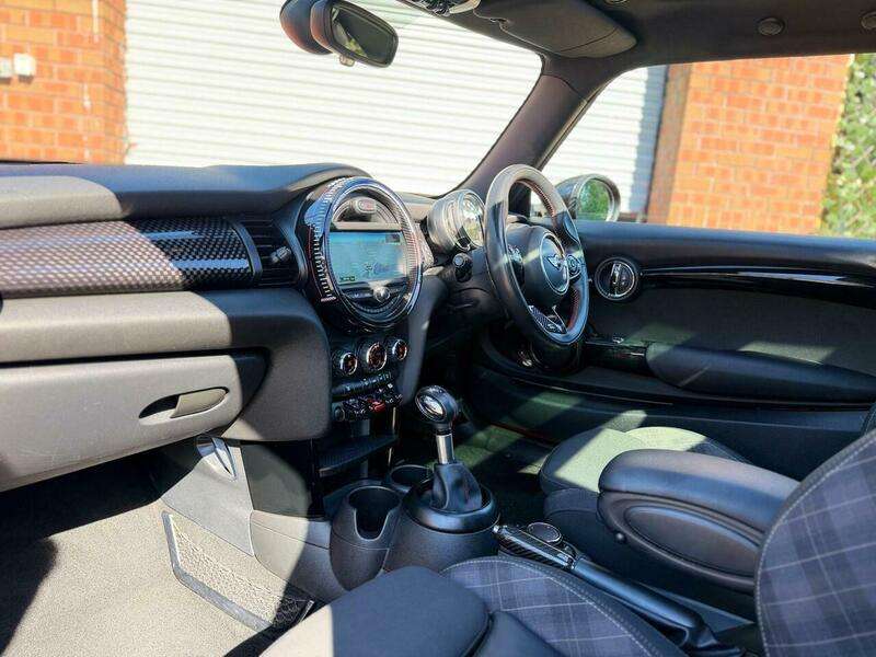 2018 MINI HATCH 2018 MINI HATCH