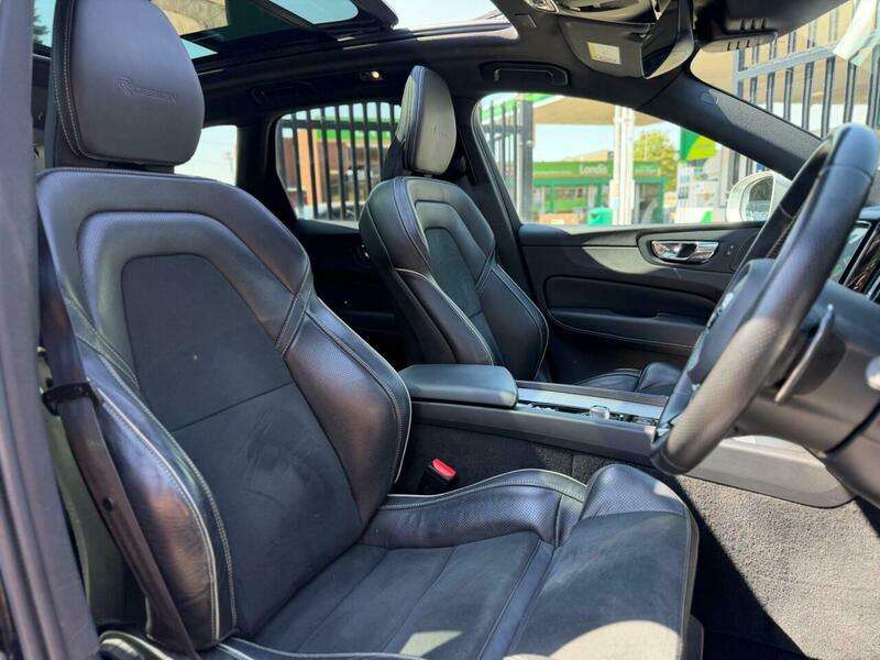 2019 VOLVO XC60 2019 VOLVO XC60