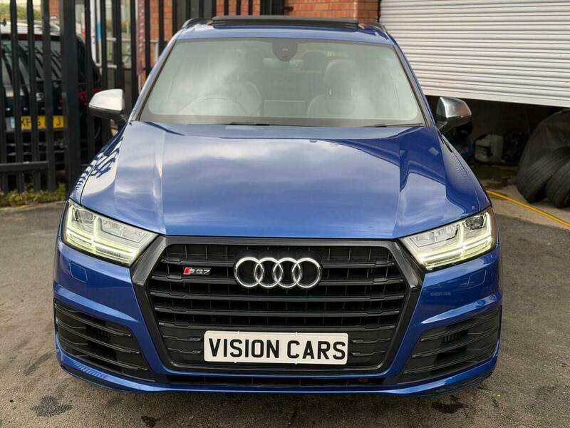 A 2017 AUDI SQ7 4.0 TDI V8 Tiptronic quattro Euro 6 (s/s) 5dr A 2017 AUDI SQ7 4.0 TDI V8 Tiptronic quattro Euro 6 (s/s) 5dr