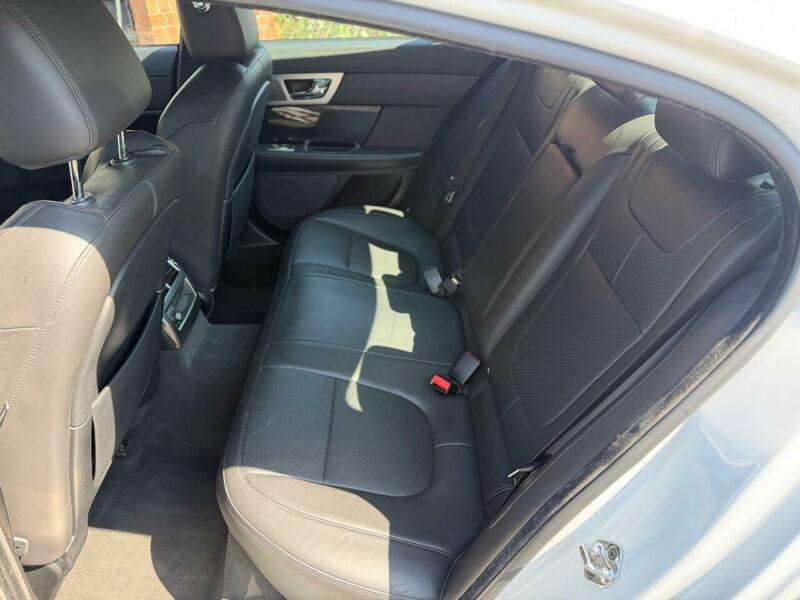 2014 JAGUAR XF 2014 JAGUAR XF