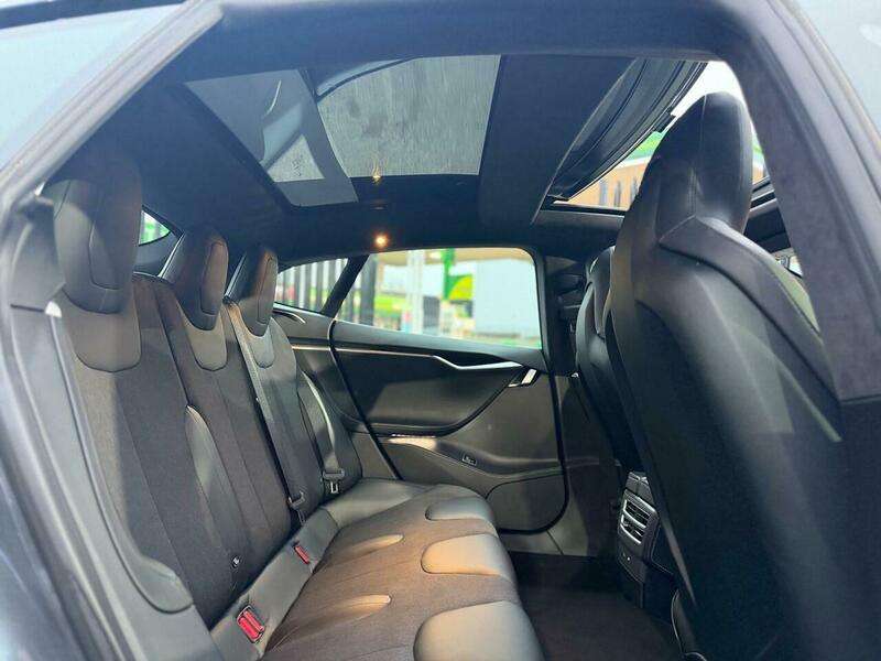 null TESLA MODEL S null TESLA MODEL S