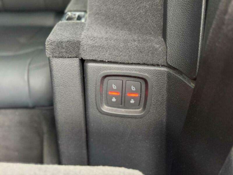 2017 AUDI SQ7 2017 AUDI SQ7