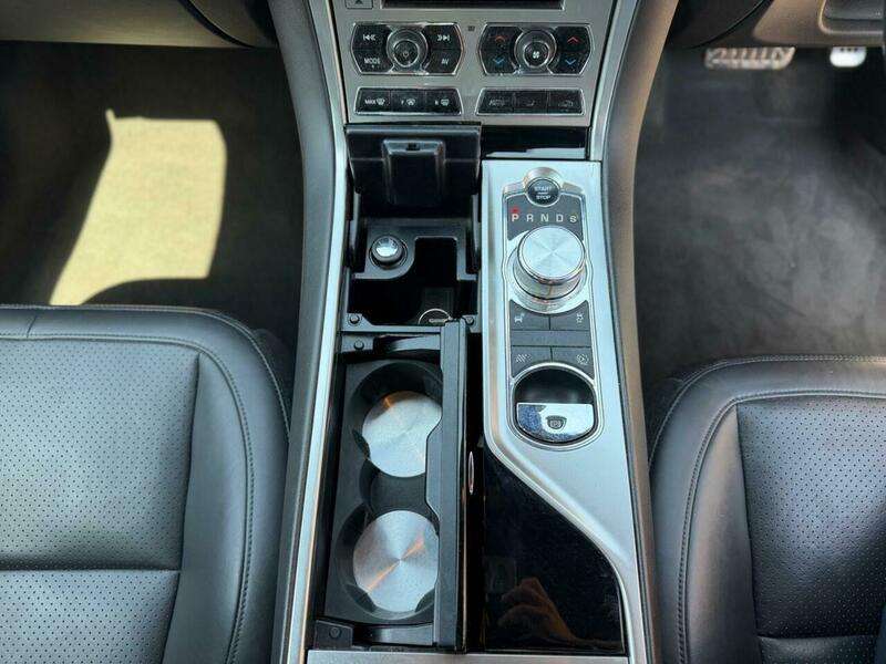 2014 JAGUAR XF 2014 JAGUAR XF