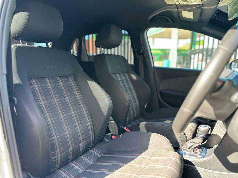 2012 VOLKSWAGEN POLO 2012 VOLKSWAGEN POLO