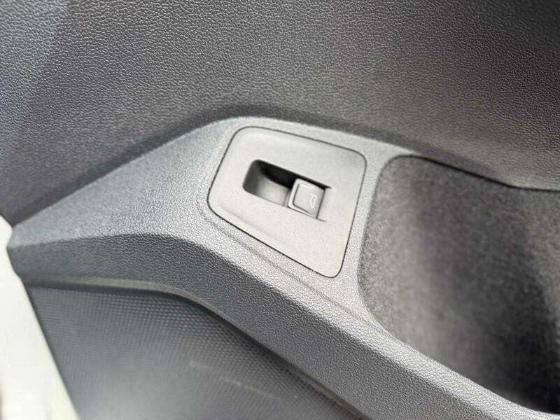 2018 VOLKSWAGEN TIGUAN 2018 VOLKSWAGEN TIGUAN