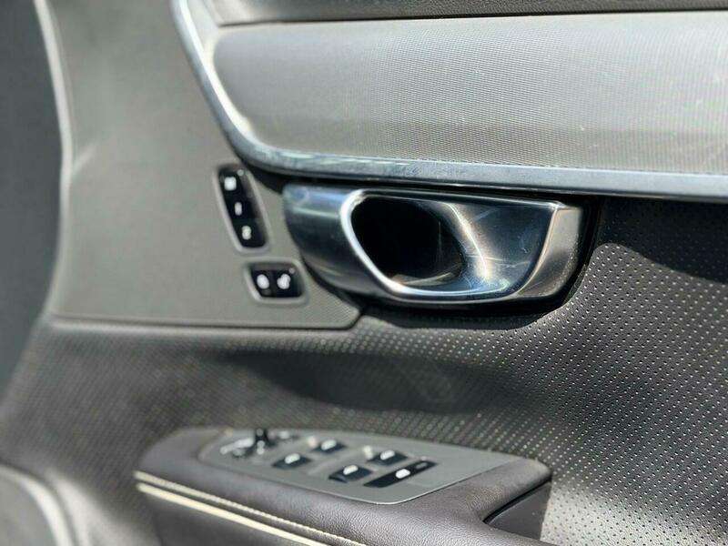 2020 VOLVO V90 2020 VOLVO V90