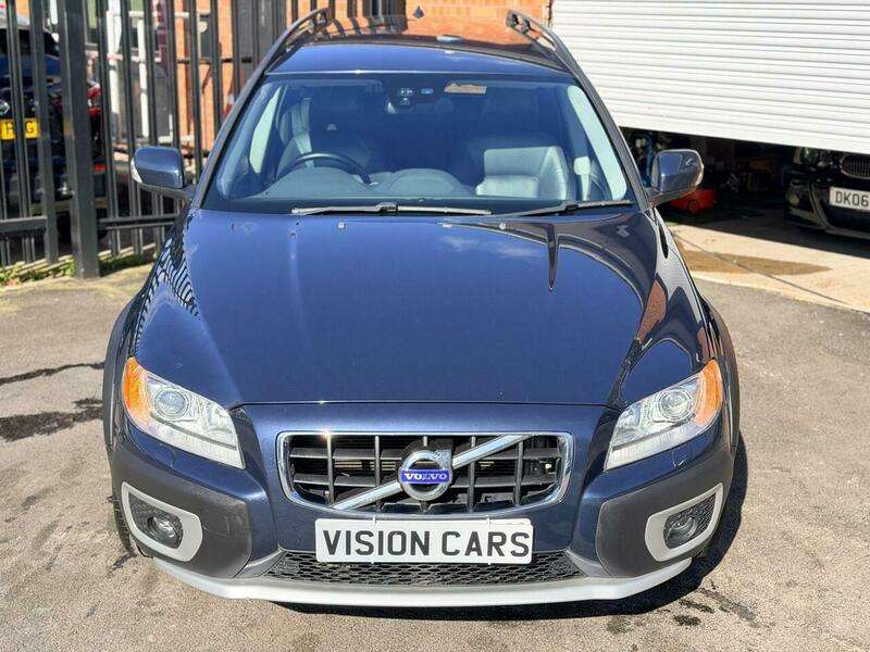 2011 VOLVO XC70 2011 VOLVO XC70