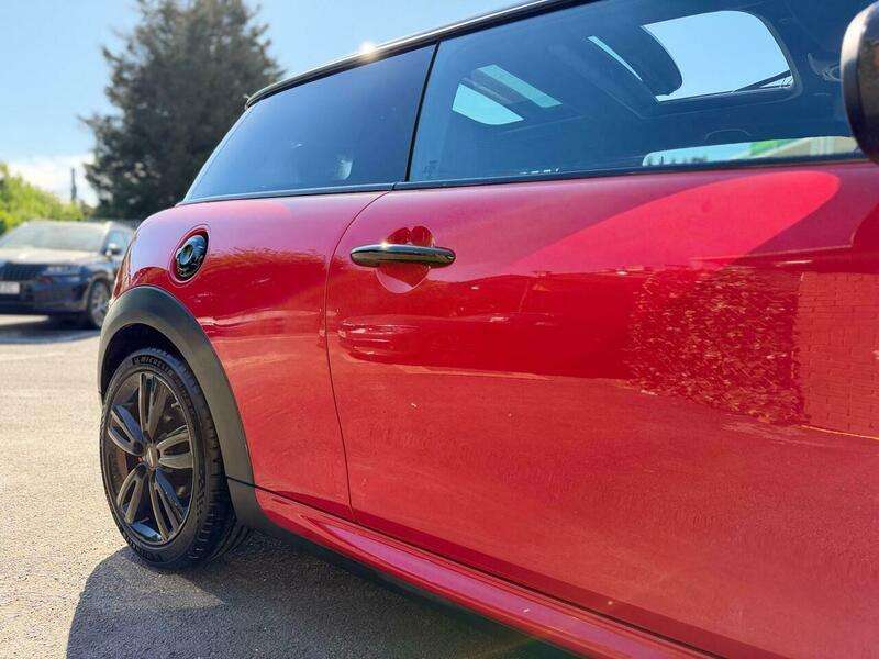 2018 MINI HATCH 2018 MINI HATCH