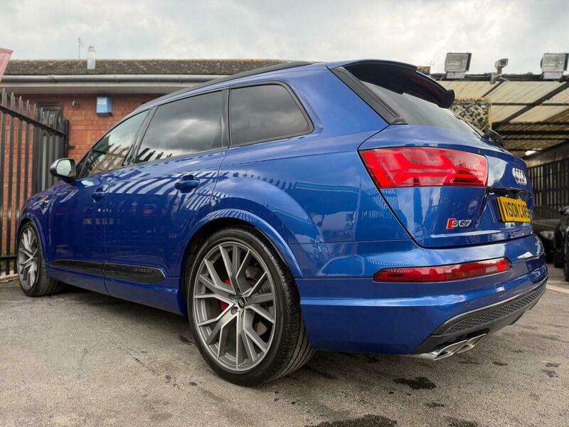 2017 AUDI SQ7 2017 AUDI SQ7