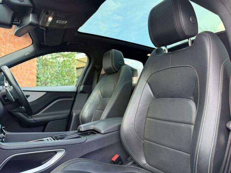 2017 JAGUAR F-PACE 2017 JAGUAR F-PACE