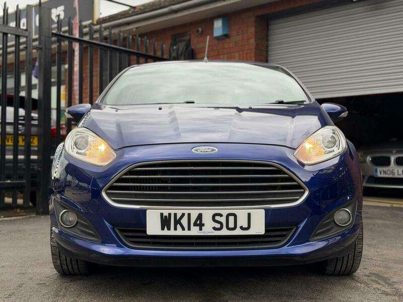 A 2014 FORD FIESTA 1.0T EcoBoost Zetec Euro 5 (s/s) 5dr A 2014 FORD FIESTA 1.0T EcoBoost Zetec Euro 5 (s/s) 5dr