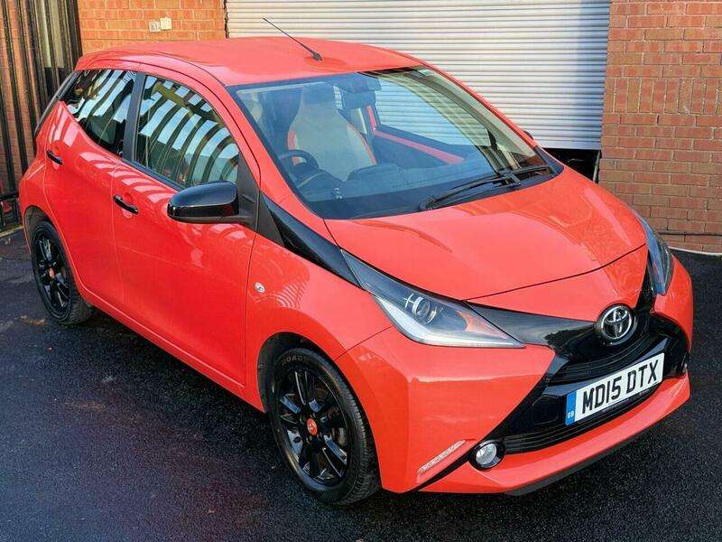 A 2015 TOYOTA AYGO 1.0 VVT-i x-cite Euro 5 5dr Euro 5 A 2015 TOYOTA AYGO 1.0 VVT-i x-cite Euro 5 5dr Euro 5