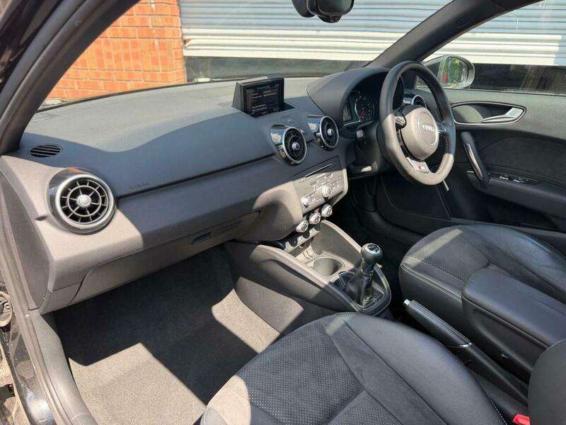 2015 AUDI A1 2015 AUDI A1
