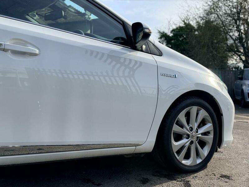 2015 TOYOTA AURIS 2015 TOYOTA AURIS