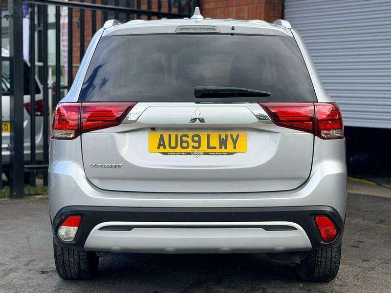 2020 MITSUBISHI OUTLANDER 2020 MITSUBISHI OUTLANDER