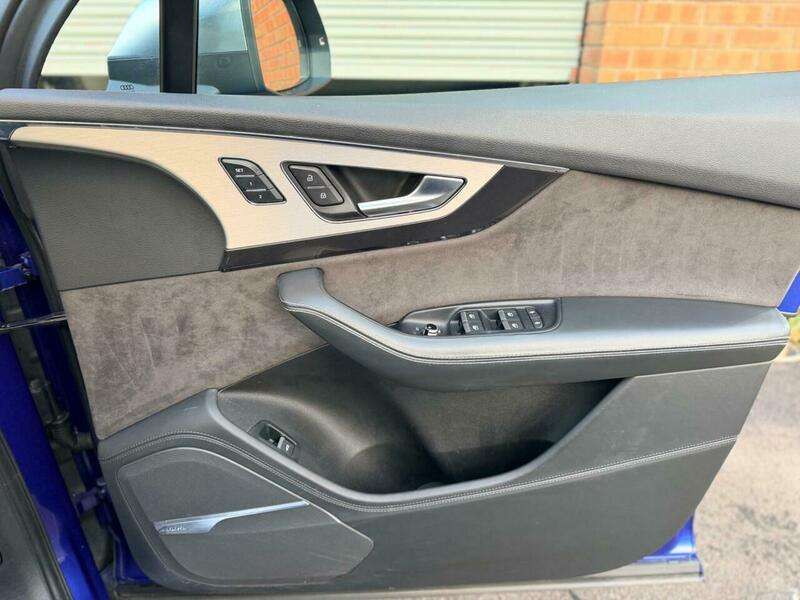 2017 AUDI Q7 2017 AUDI Q7