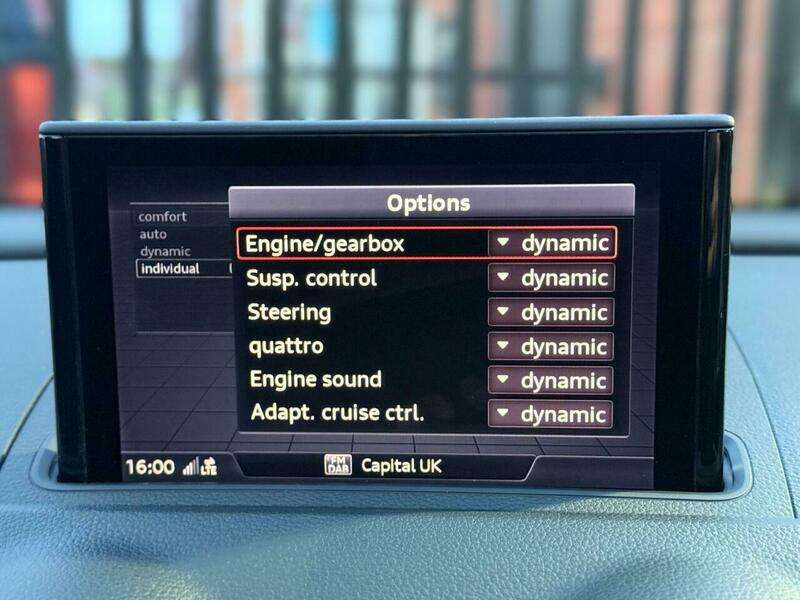 2025 AUDI RS3 2025 AUDI RS3