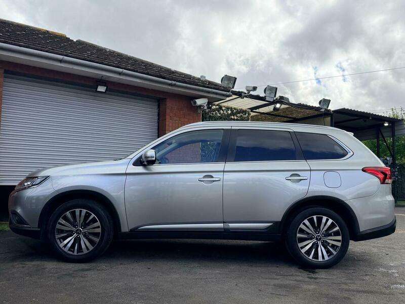 2020 MITSUBISHI OUTLANDER 2020 MITSUBISHI OUTLANDER