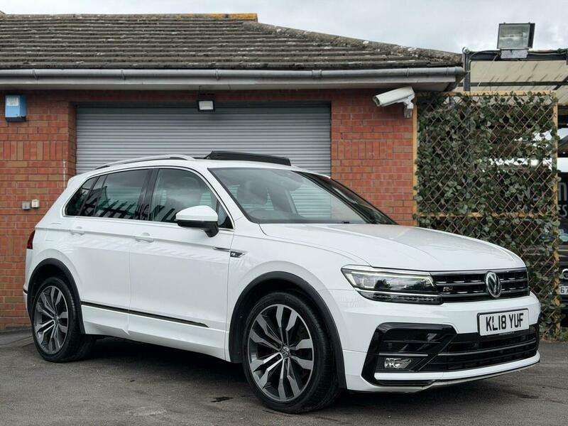 A 2018 VOLKSWAGEN TIGUAN 2.0 TDI R-Line DSG 4Motion Euro 6 (s/s) 5dr A 2018 VOLKSWAGEN TIGUAN 2.0 TDI R-Line DSG 4Motion Euro 6 (s/s) 5dr