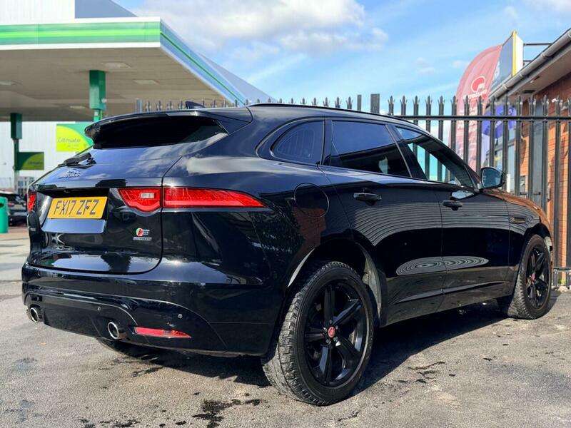 2017 JAGUAR F-PACE 2017 JAGUAR F-PACE