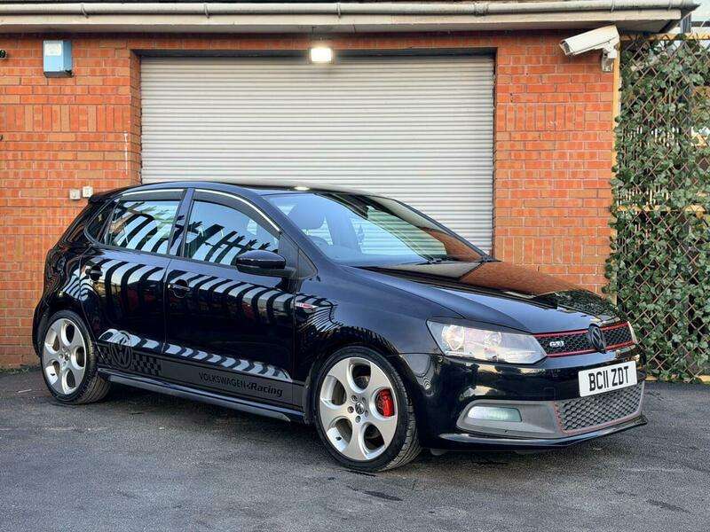 A 2011 VOLKSWAGEN POLO A 2011 VOLKSWAGEN POLO