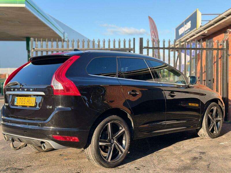 2015 VOLVO XC60 2015 VOLVO XC60