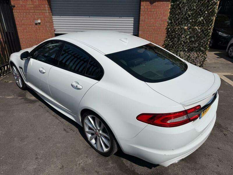 2014 JAGUAR XF 2014 JAGUAR XF