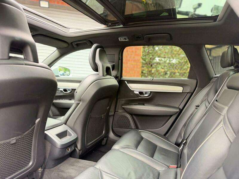 2018 VOLVO V90 2018 VOLVO V90
