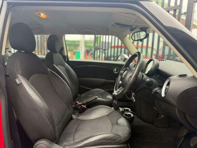 2011 MINI HATCH 2011 MINI HATCH