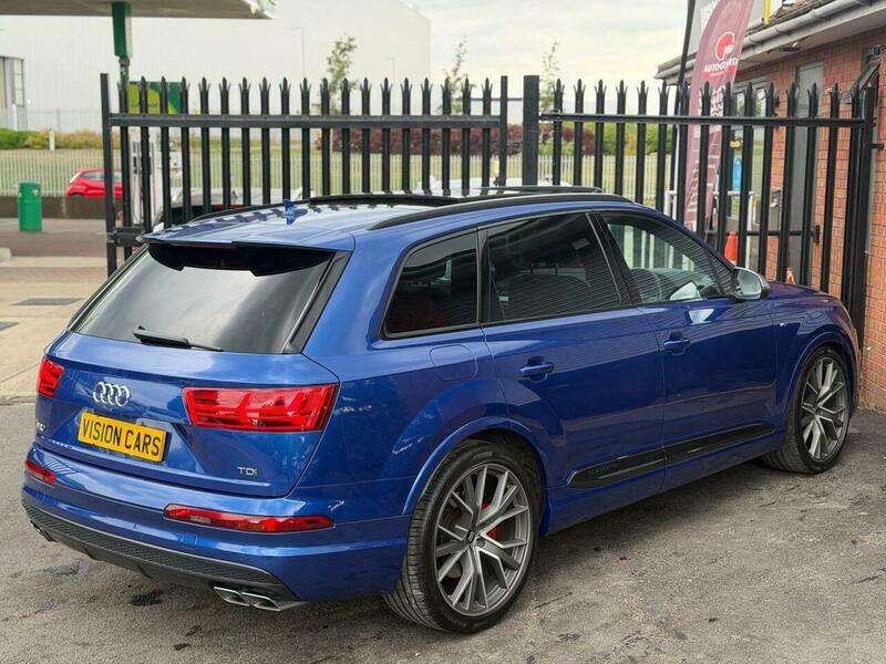 2017 AUDI SQ7 2017 AUDI SQ7