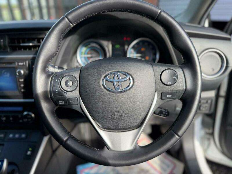 2015 TOYOTA AURIS 2015 TOYOTA AURIS