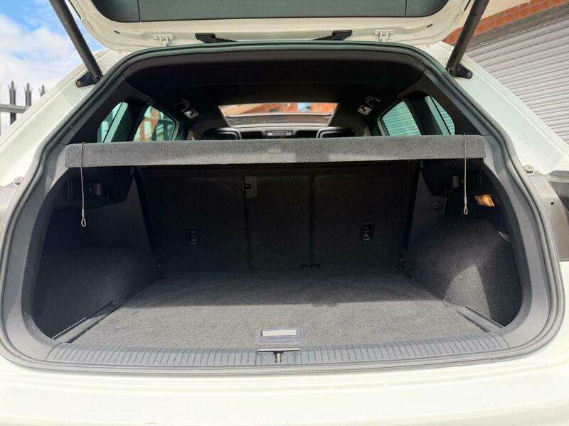 2018 VOLKSWAGEN TIGUAN 2018 VOLKSWAGEN TIGUAN