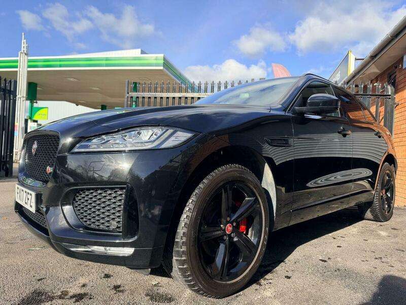 2017 JAGUAR F-PACE 2017 JAGUAR F-PACE