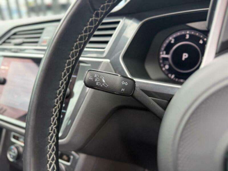 2018 VOLKSWAGEN TIGUAN 2018 VOLKSWAGEN TIGUAN