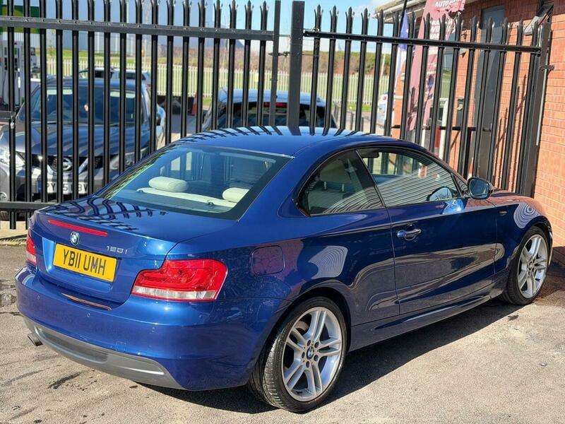 2011 BMW 1 SERIES 2011 BMW 1 SERIES