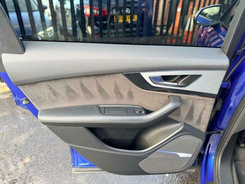 2017 AUDI Q7 2017 AUDI Q7