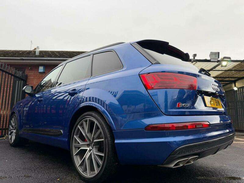 2017 AUDI SQ7 2017 AUDI SQ7
