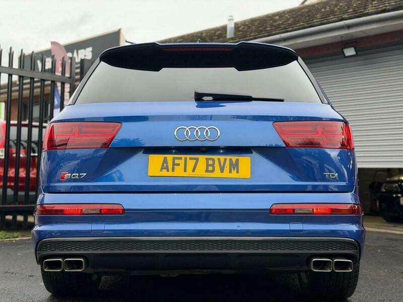 2017 AUDI SQ7 2017 AUDI SQ7