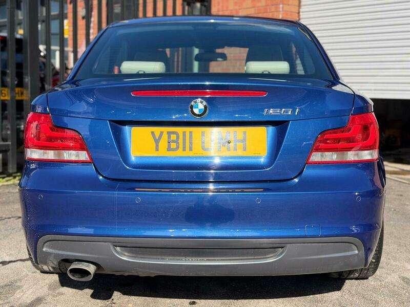 2011 BMW 1 SERIES 2011 BMW 1 SERIES