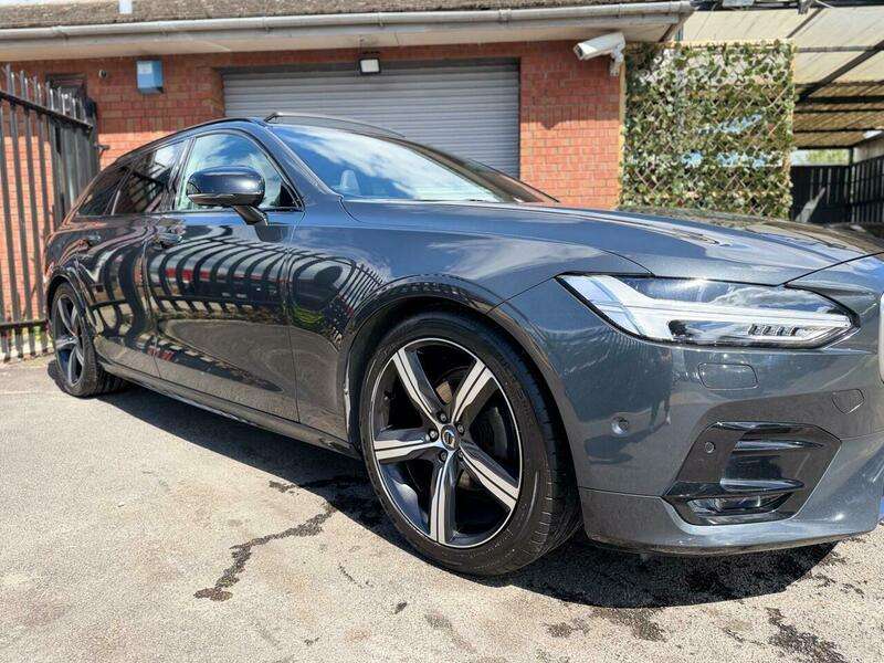 2020 VOLVO V90 2020 VOLVO V90