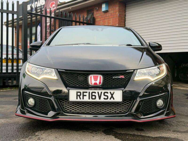 A 2016 HONDA CIVIC 2.0 i-VTEC Type R GT Euro 6 (s/s) 5dr A 2016 HONDA CIVIC 2.0 i-VTEC Type R GT Euro 6 (s/s) 5dr