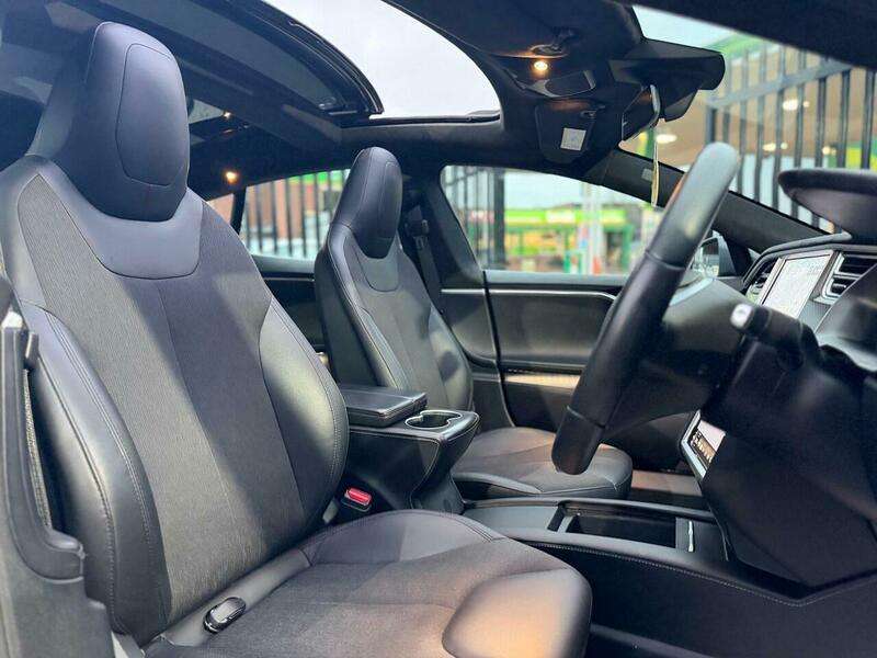 null TESLA MODEL S null TESLA MODEL S