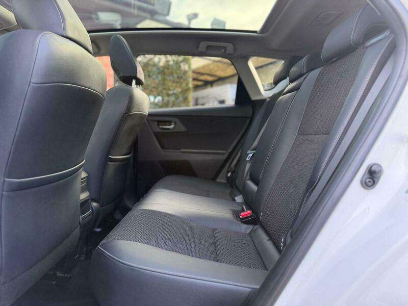 2015 TOYOTA AURIS 2015 TOYOTA AURIS