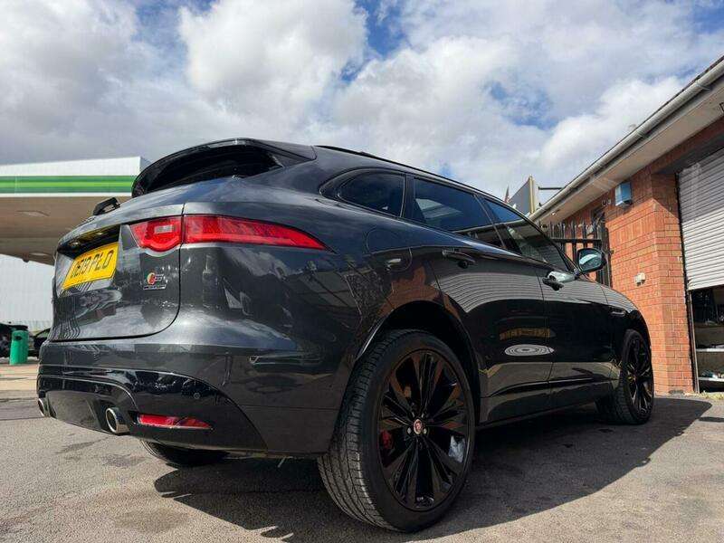 2019 JAGUAR F-PACE 2019 JAGUAR F-PACE