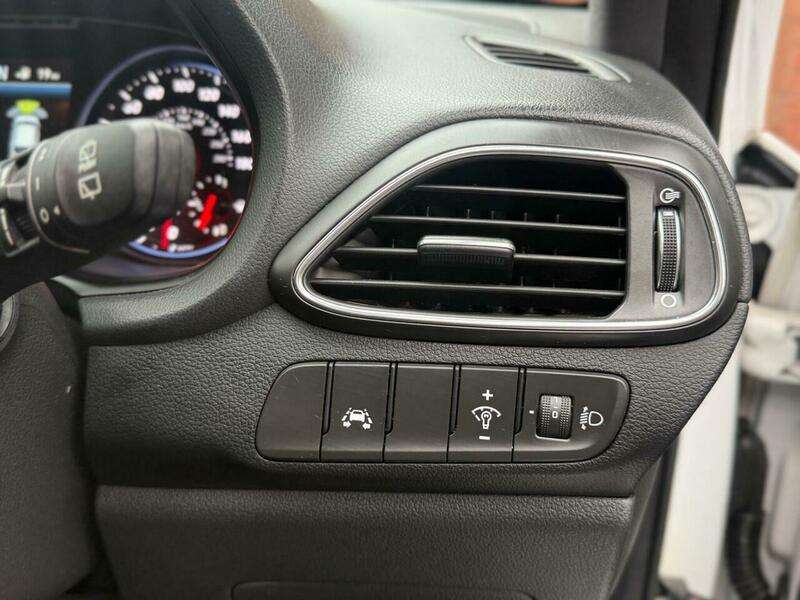 2019 HYUNDAI I30 2019 HYUNDAI I30