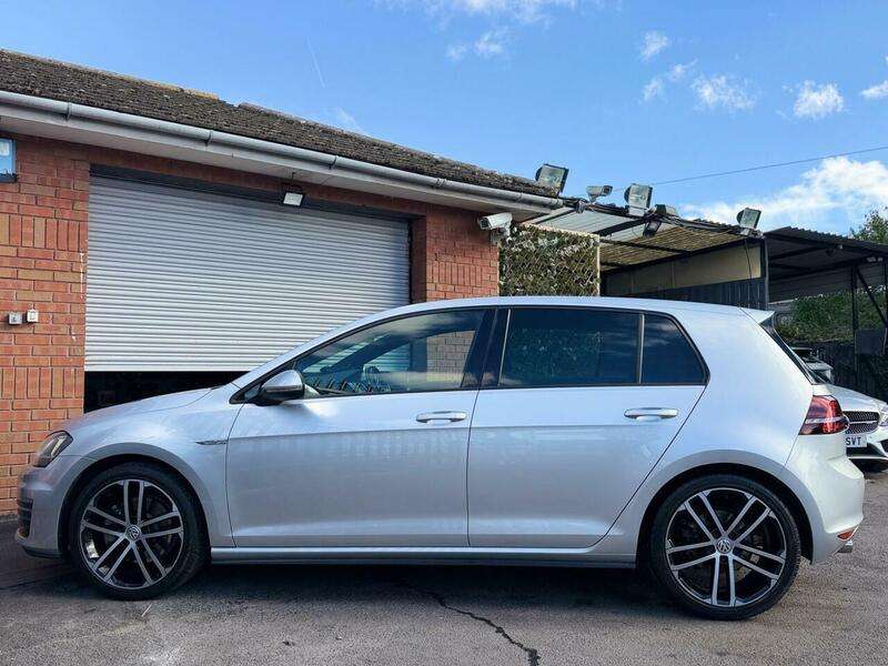 2016 VOLKSWAGEN GOLF 2016 VOLKSWAGEN GOLF