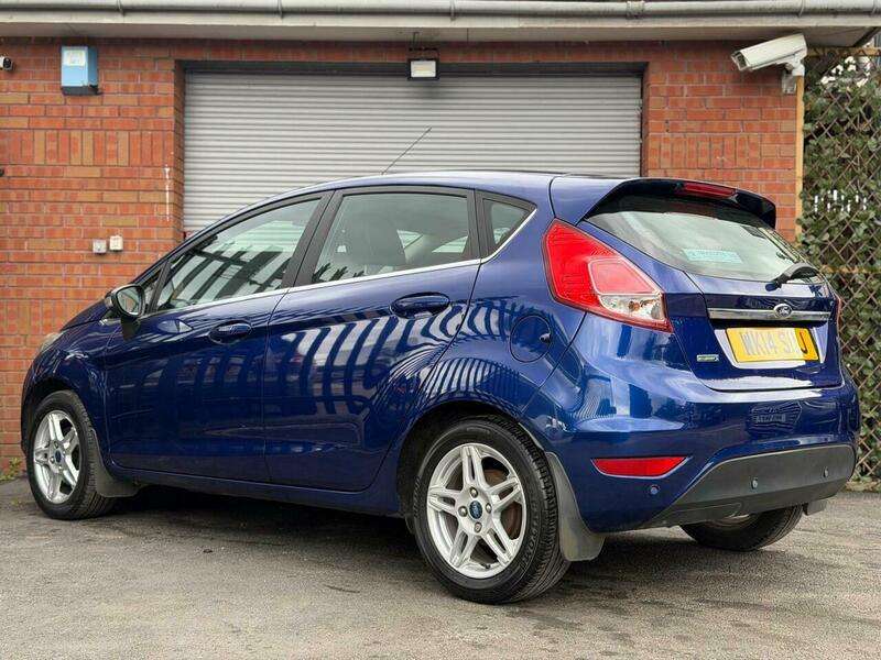 A 2014 FORD FIESTA 1.0T EcoBoost Zetec Euro 5 (s/s) 5dr A 2014 FORD FIESTA 1.0T EcoBoost Zetec Euro 5 (s/s) 5dr